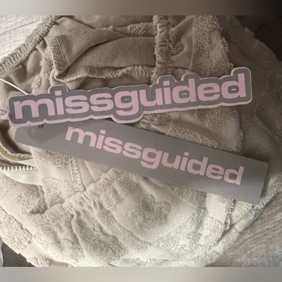 MG Terrycloth Flower Set - Picture 5 of 5